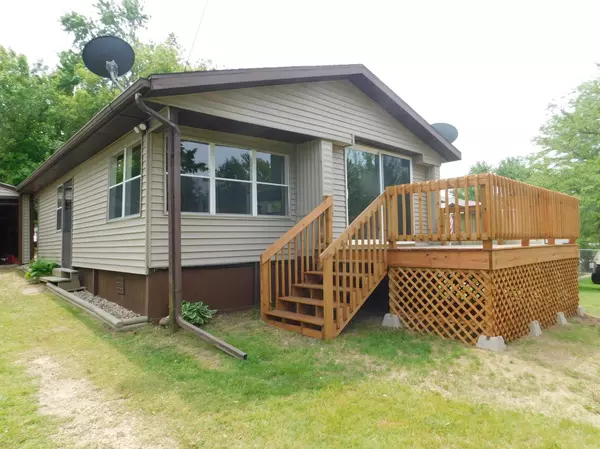 W5325 W SANDY DR, Shawano, WI 54166-6813