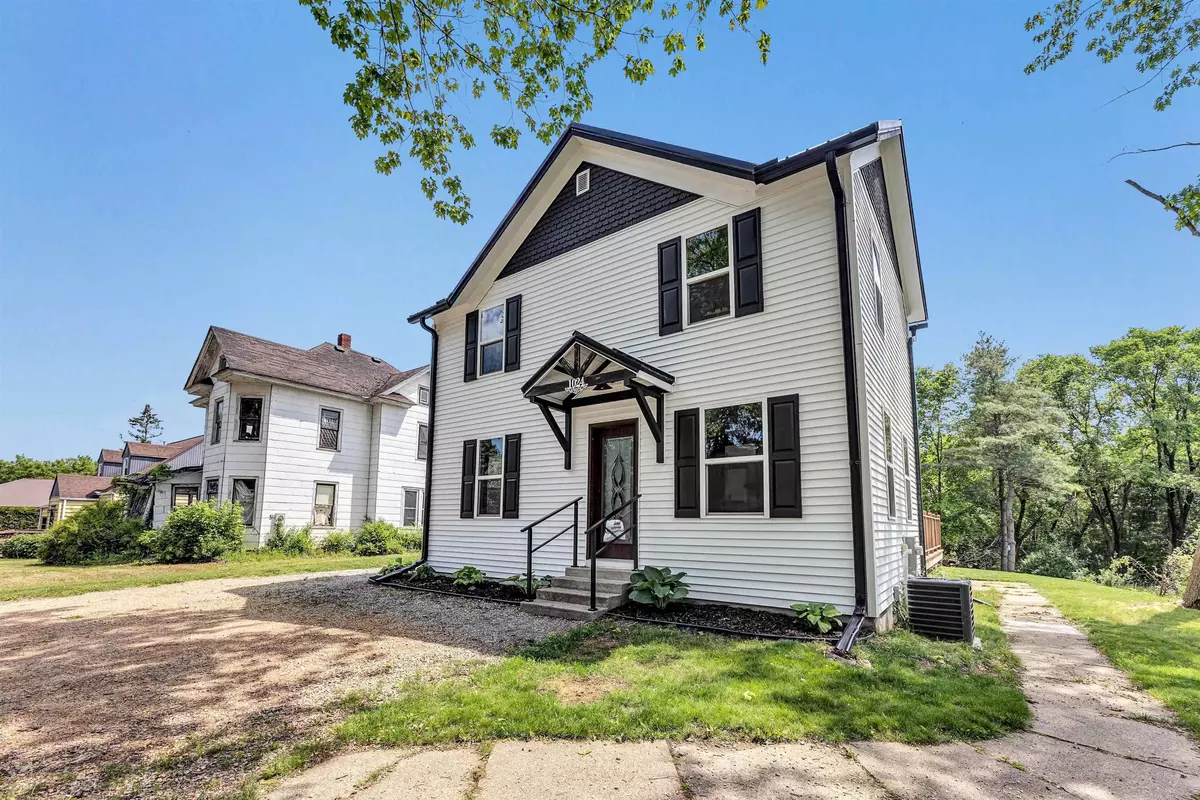 Gresham, WI 54128-0000,1024 FISCHER ST