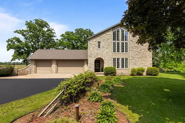 3544 WINDSONG TER, Oshkosh, WI 54904