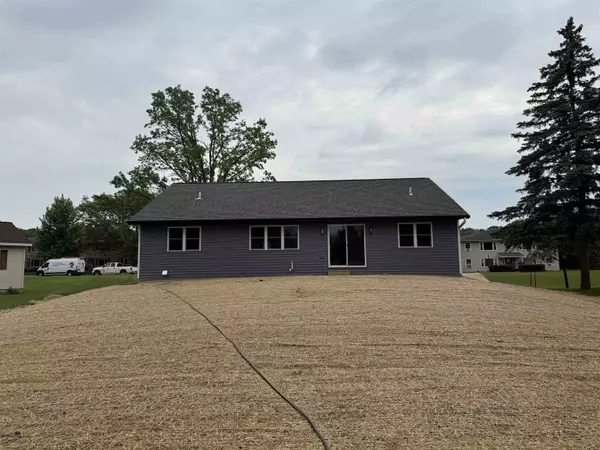 Shawano, WI 54166-0000,1325 E LIEG AVE