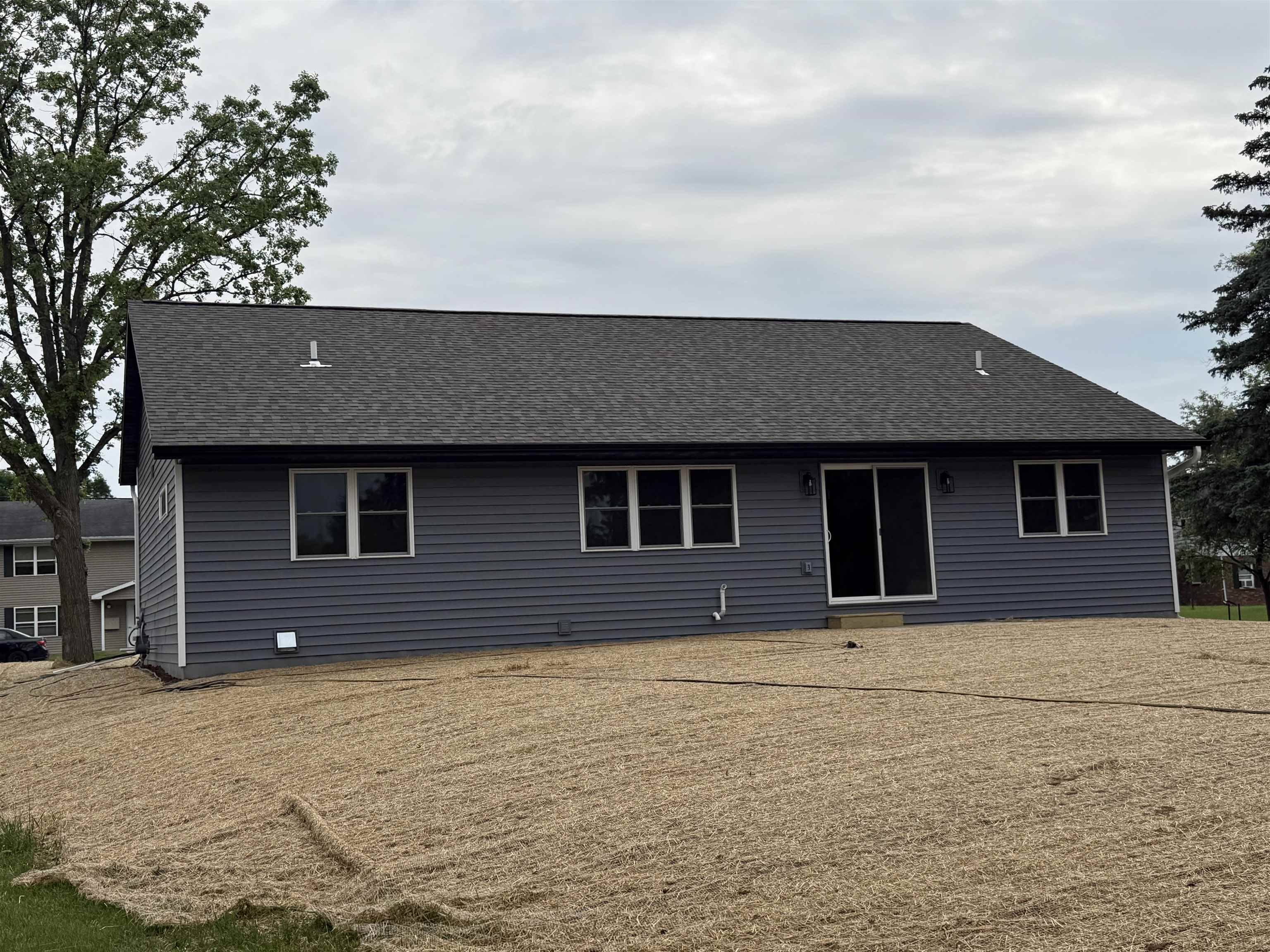 Shawano, WI 54166-0000,1325 E LIEG AVE