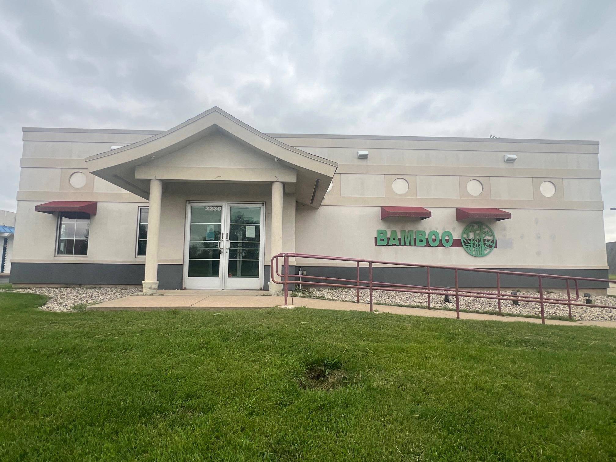 2230 E NORTHLAND AVE, Appleton, WI 54911