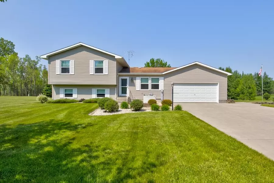 N5071 DEER TRL, Marinette, WI 54143