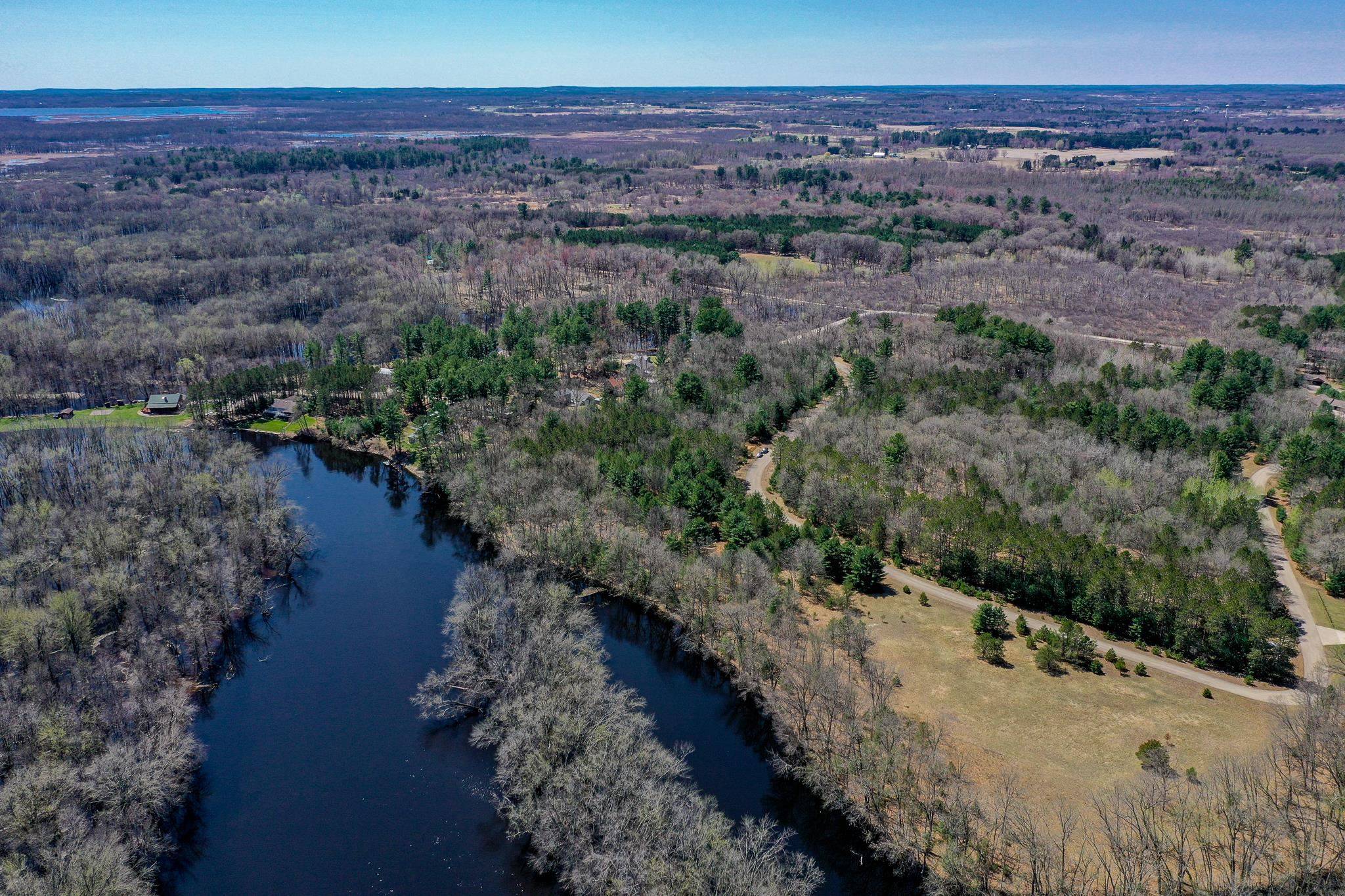 Weyauwega, WI 54883,N2725 ONA PINES RD #9