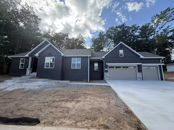 1085 STORDEUR DR, Green Bay, WI 54313