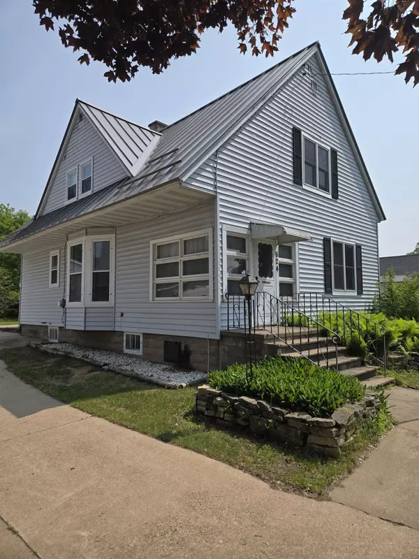 624 DEPOT ST,  Manawa,  WI 54949