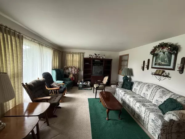 Chilton, WI 53014,317 REED ST