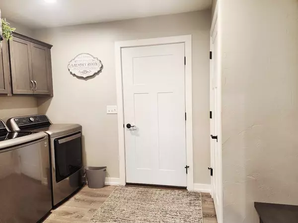 Eden, WI 53019,104 MARK CT