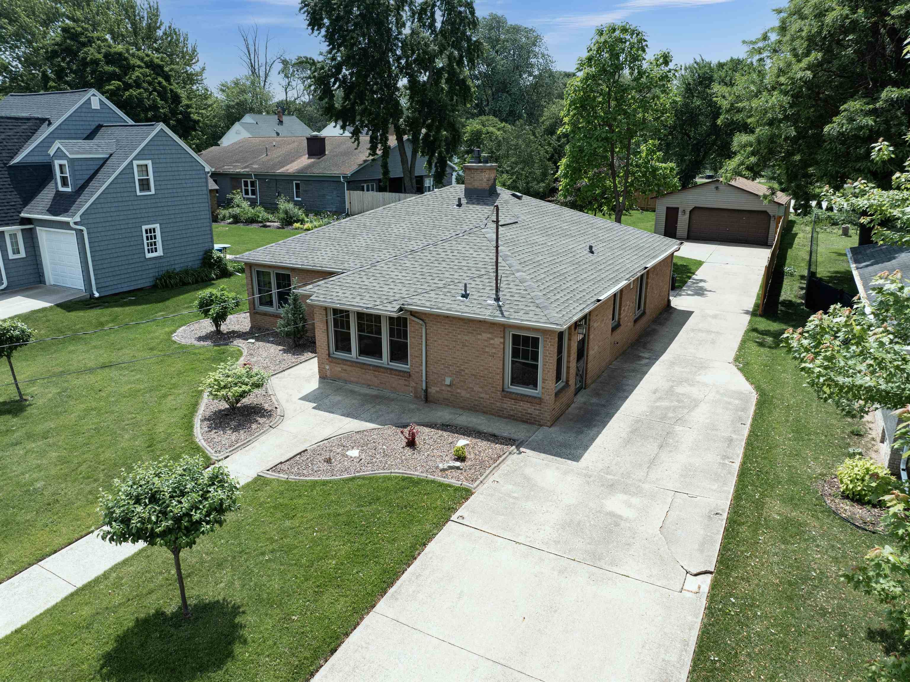 Menasha, WI 54952,721 KEYES ST