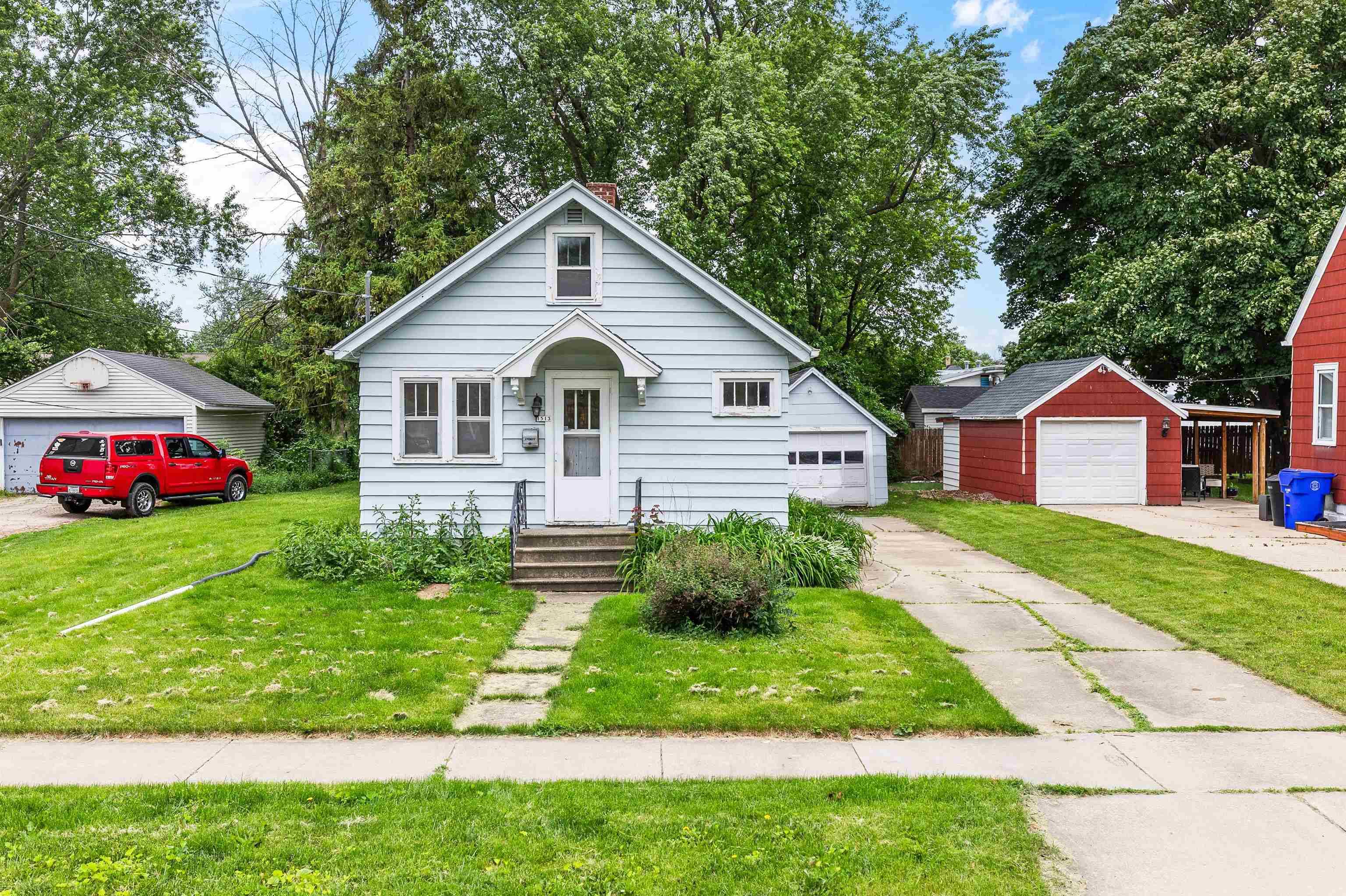 Appleton, WI 54914,1513 W WASHINGTON ST