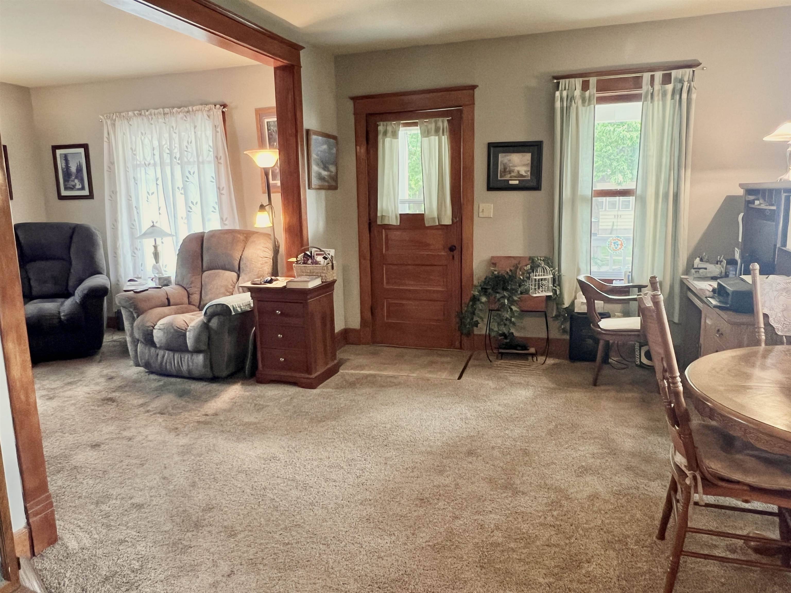 Fond Du Lac, WI 54935-2206,154 W ARNDT ST