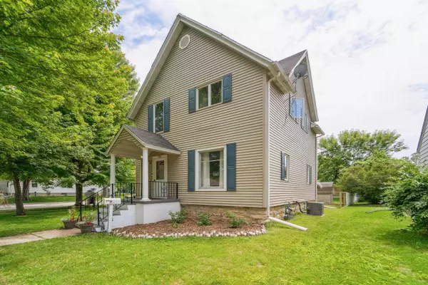 266 E 10TH ST, Fond Du Lac, WI 54935-5145