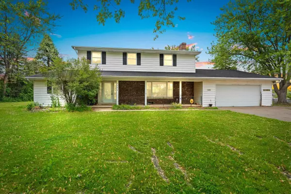 1490 FERNANDO DR,  Ashwaubenon,  WI 54115