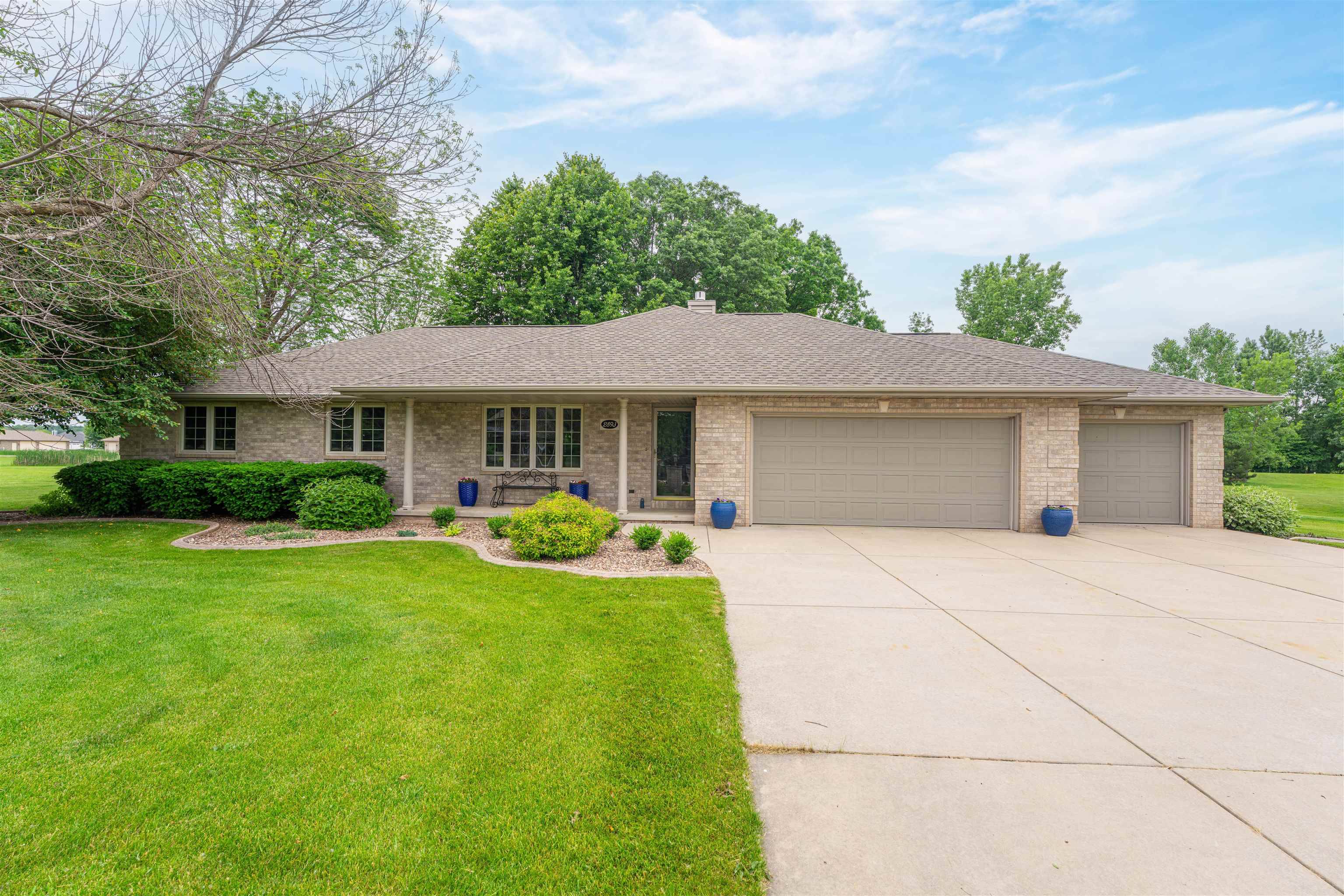 2893 WOODHAVEN CIR, De Pere, WI 54115