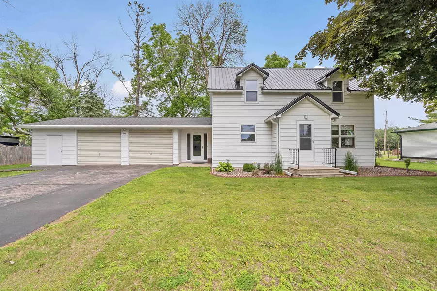 243 CHICAGO ST, Pulaski, WI 54162