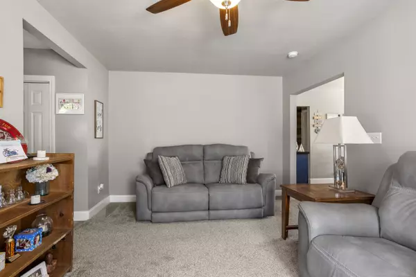 Appleton, WI 54915,902 E FREMONT ST