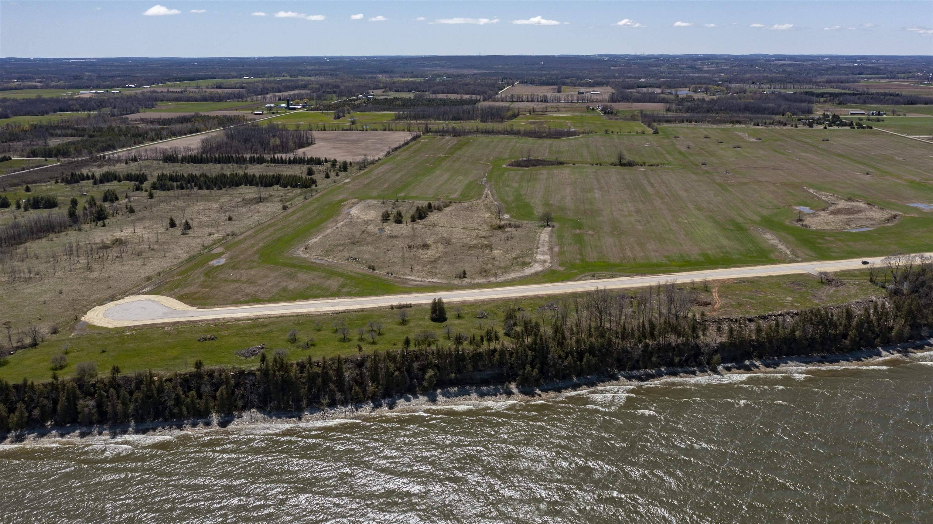 Sturgeon Bay, WI 54235,DEBROUX CT #22