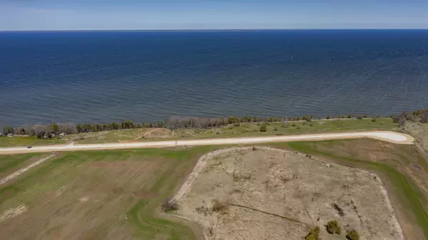 Sturgeon Bay, WI 54235,DEBROUX CT #20