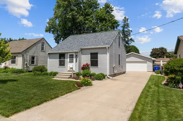 1030 W GRANT ST, Appleton, WI 54914