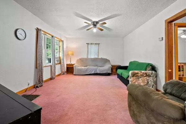 Wausaukee, WI 54177,W9044 PALMER RD