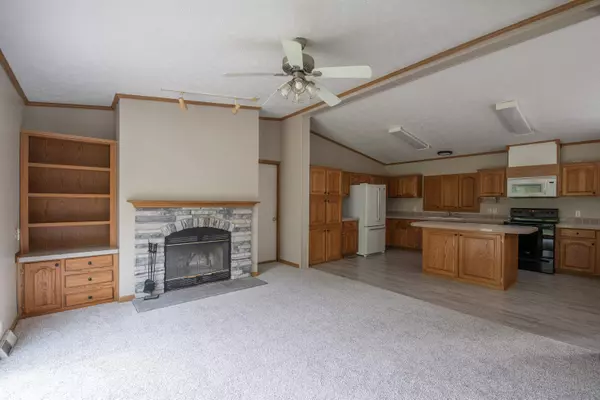 New Franken, WI 54229,2164 ST KILIAN RD