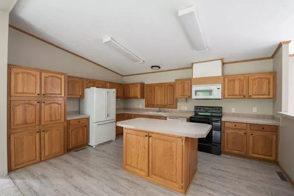 New Franken, WI 54229,2164 ST KILIAN RD