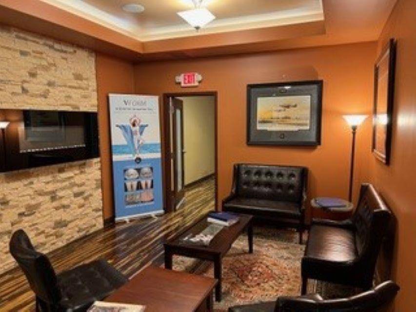 Green Bay, WI 54304,2411 HOLMGREN WAY