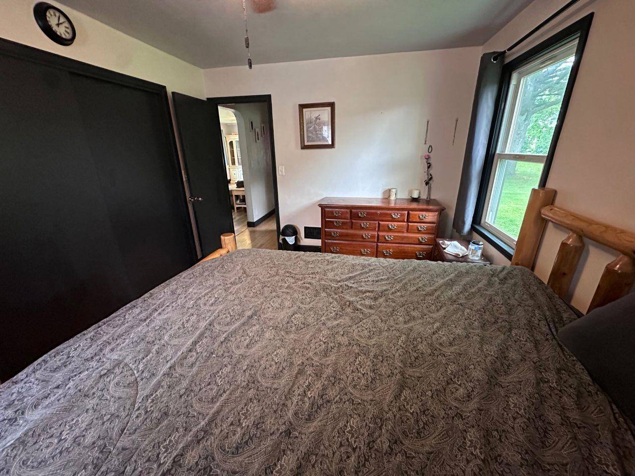 Clintonville, WI 54929-1313,118 ROBERT ST