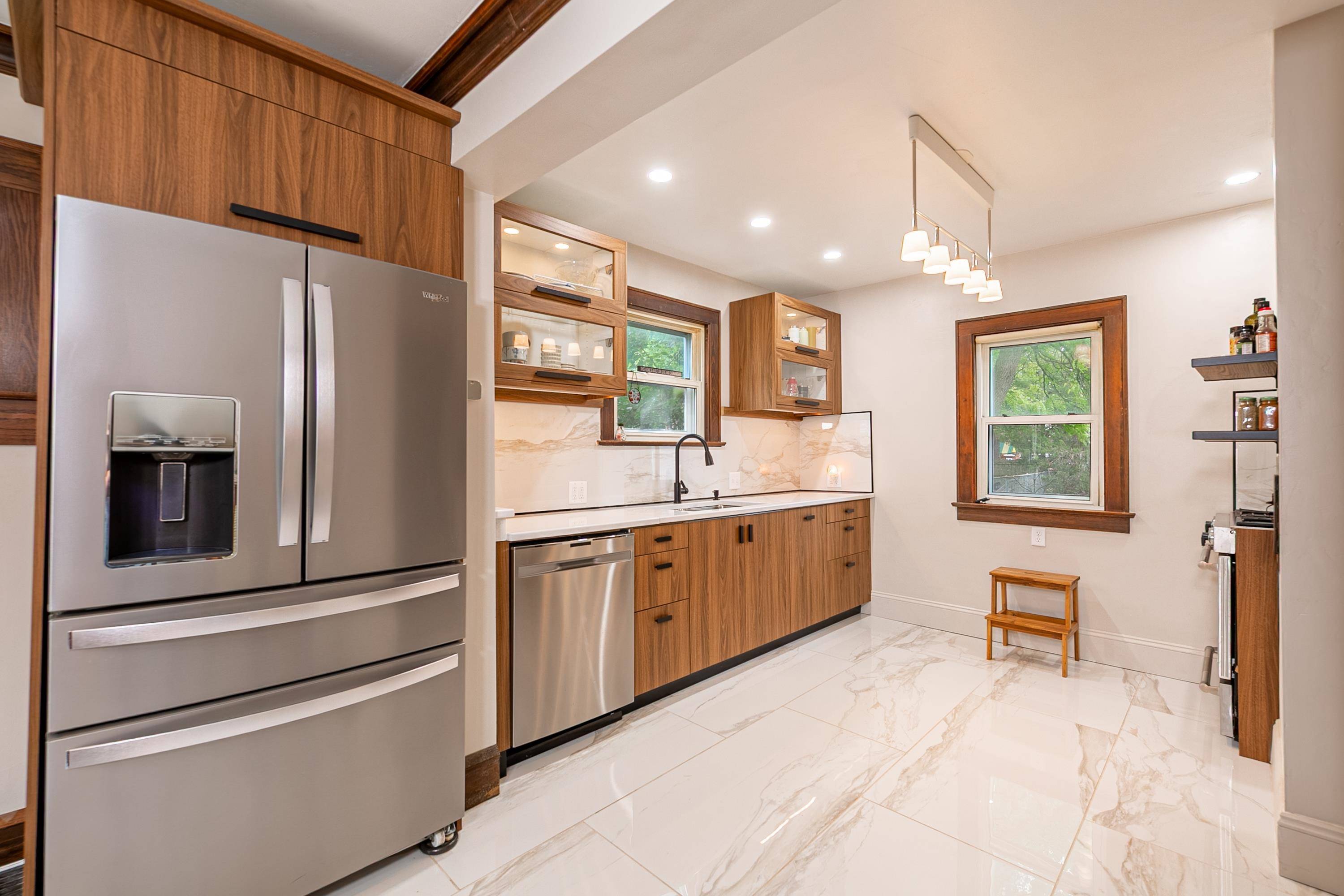 Appleton, WI 54914,1139 W SUMMER ST
