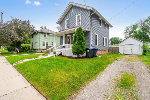 Neenah, WI 54956-2466,308 VAN ST