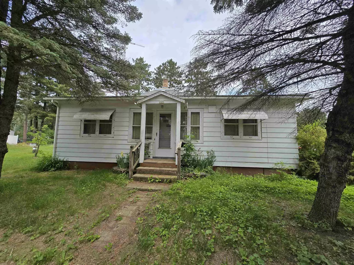 Wautoma, WI 54943,228 DIVISION ST