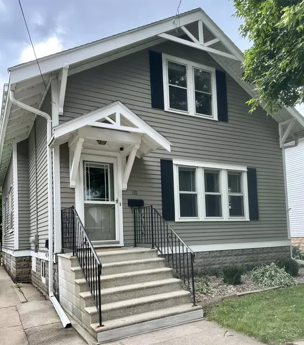 110 BOWEN ST, Oshkosh, WI 54901-5220