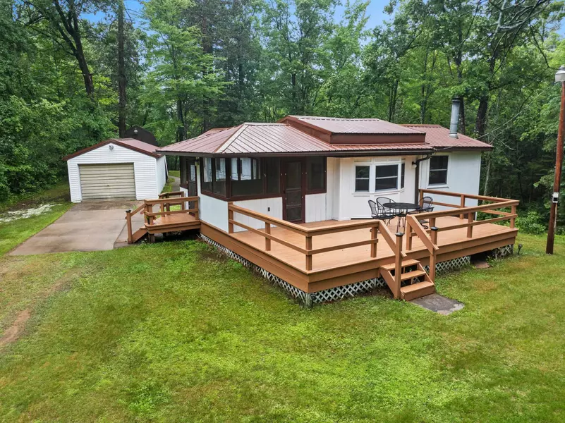 N11864 BETTS LN, Athelstane, WI 54104
