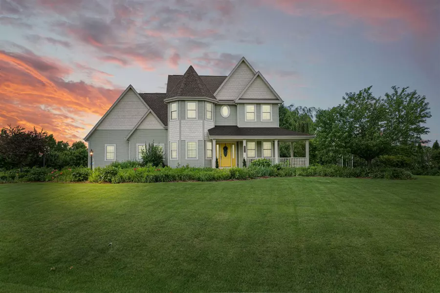 N5504 DENEVEU LN, Fond Du Lac, WI 54937-6614