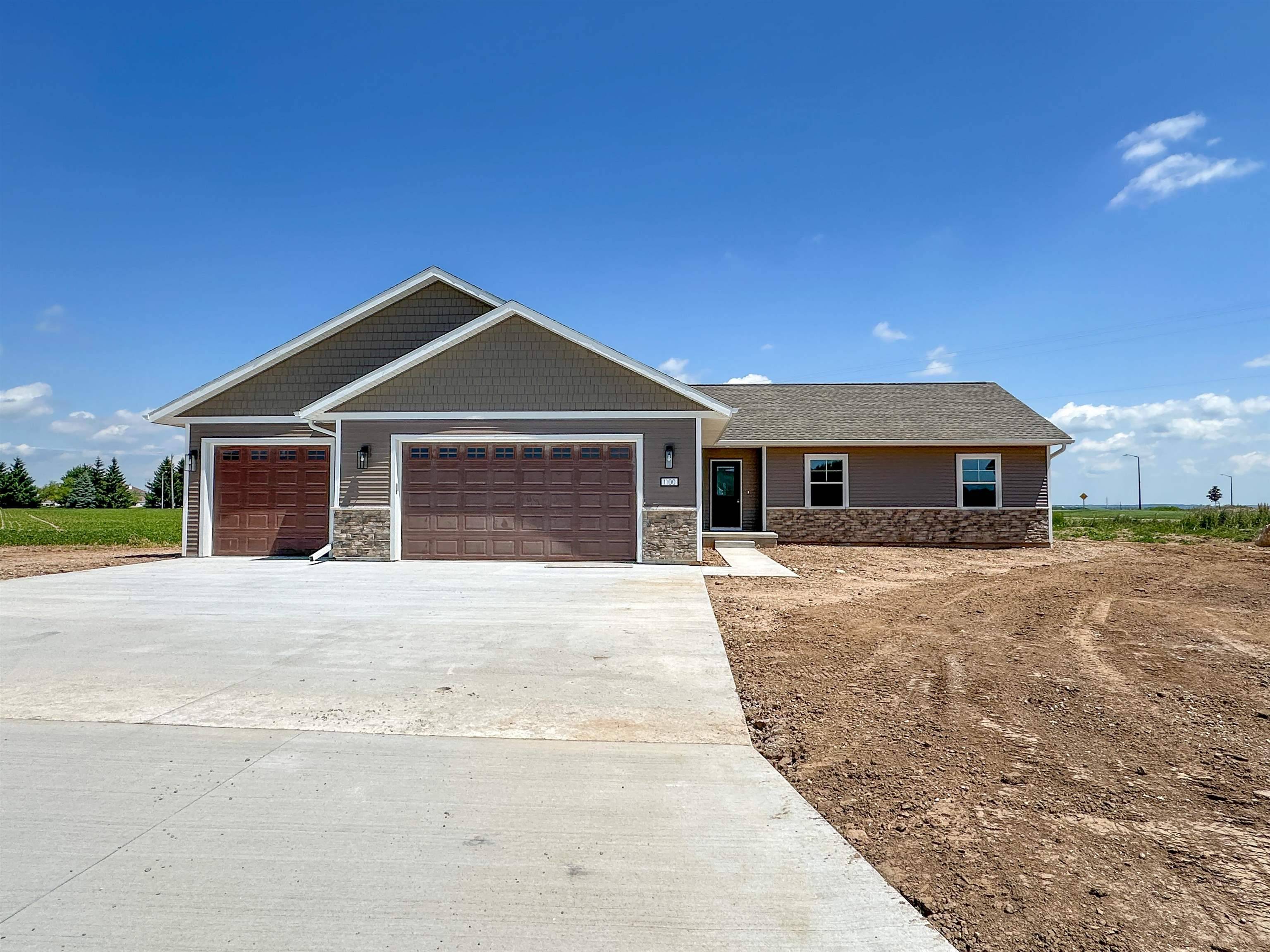 1100 BONETTE LN, Chilton, WI 53014-1525