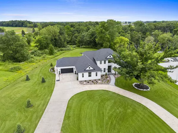 Hobart, WI 54155,4141 BLACKBERRY RIDGE DR