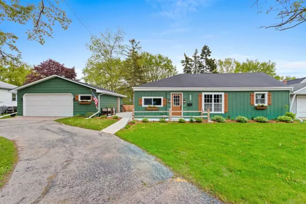 321 CLEVELAND ST, Green Bay, WI 54303