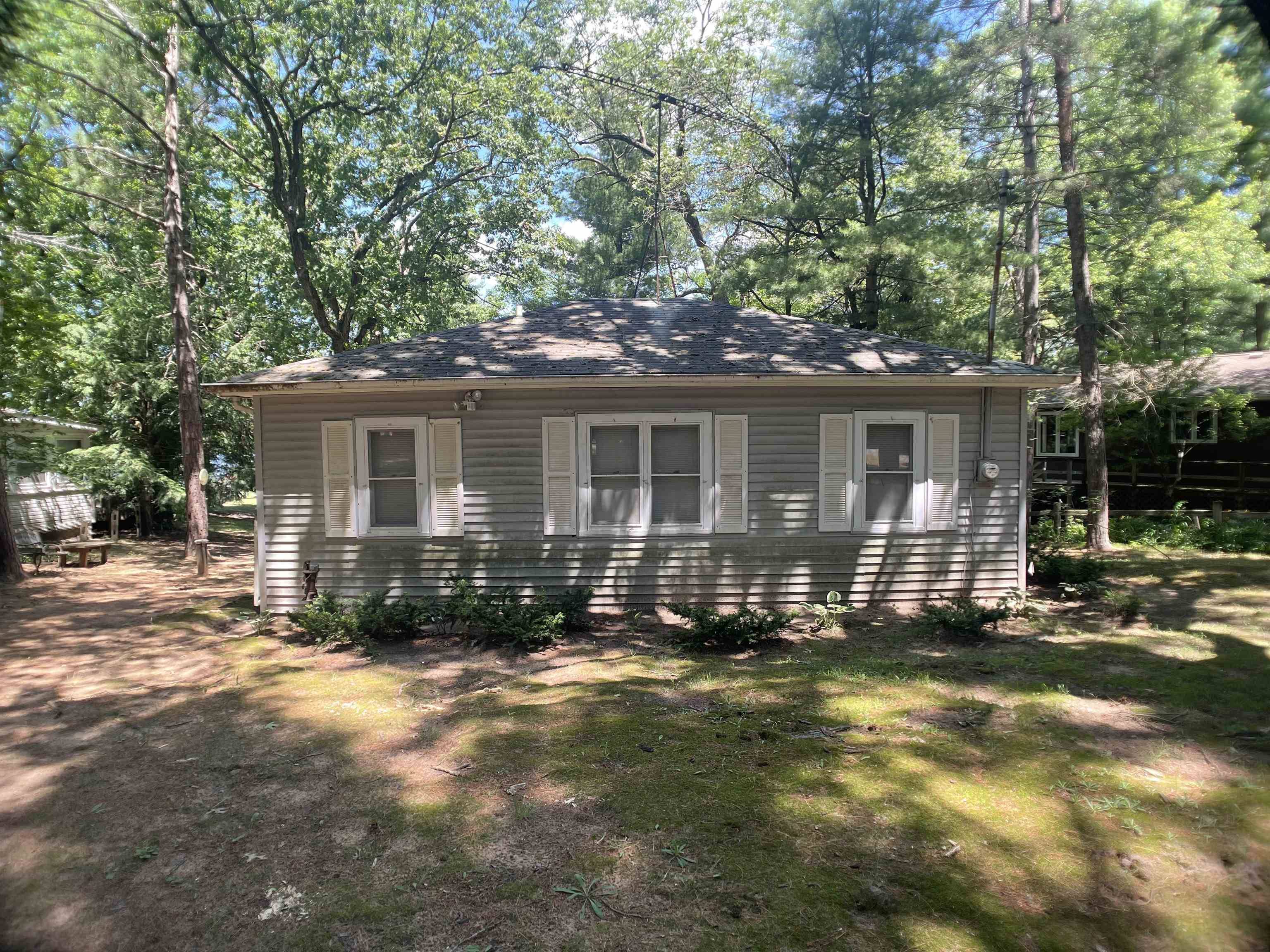 Wautoma, WI 54982,W6784 PORTERS LAKE RD
