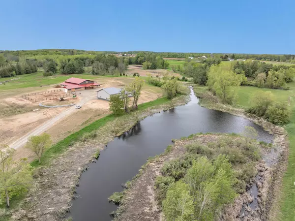 Gillett, WI 54124-9735,5780 COUNTY ROAD V