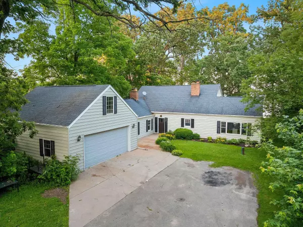 Oshkosh, WI 54902-7319,3390 FOND DU LAC RD