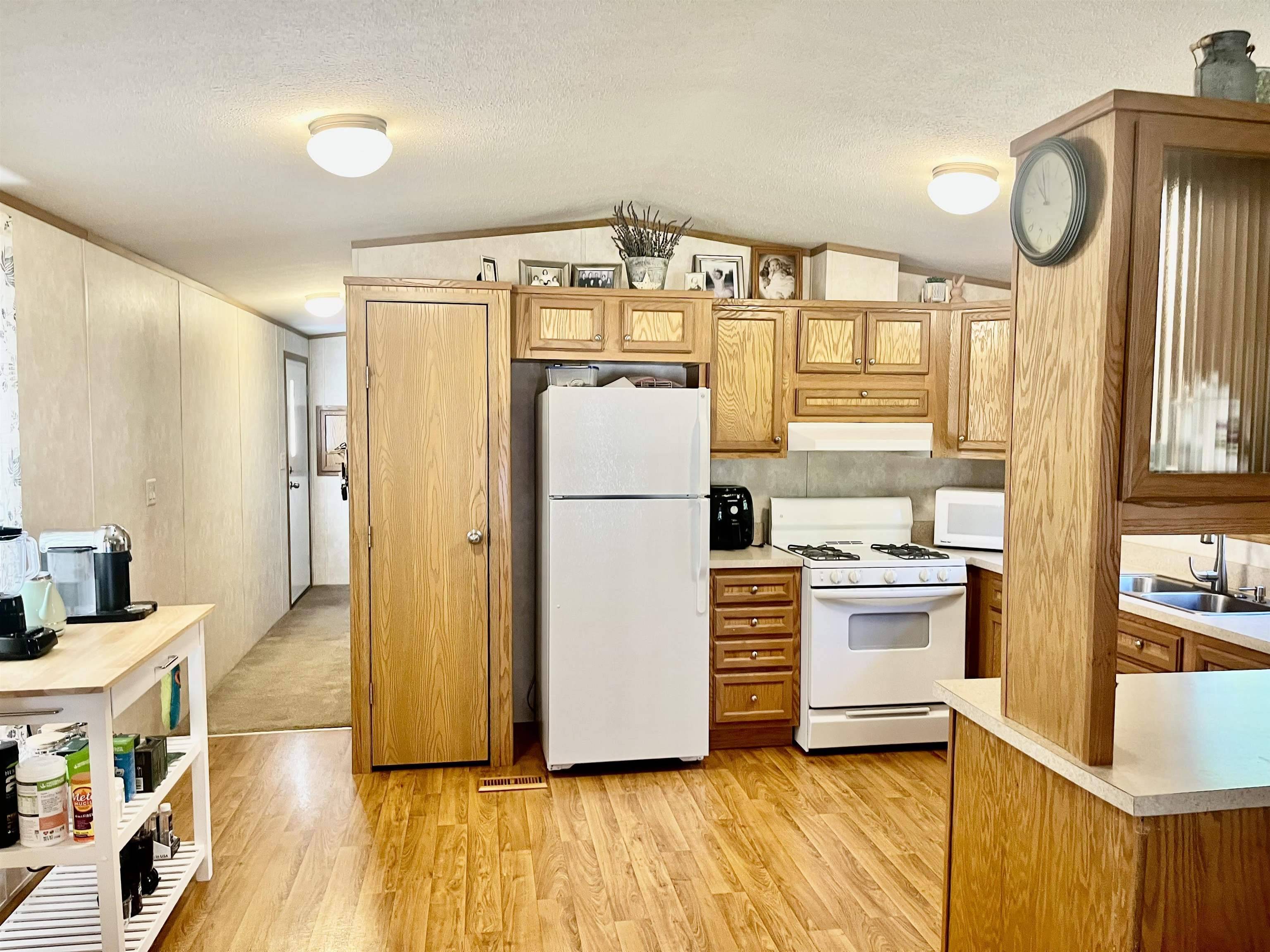 Townsend, WI 54175,17679 BUNTING LN