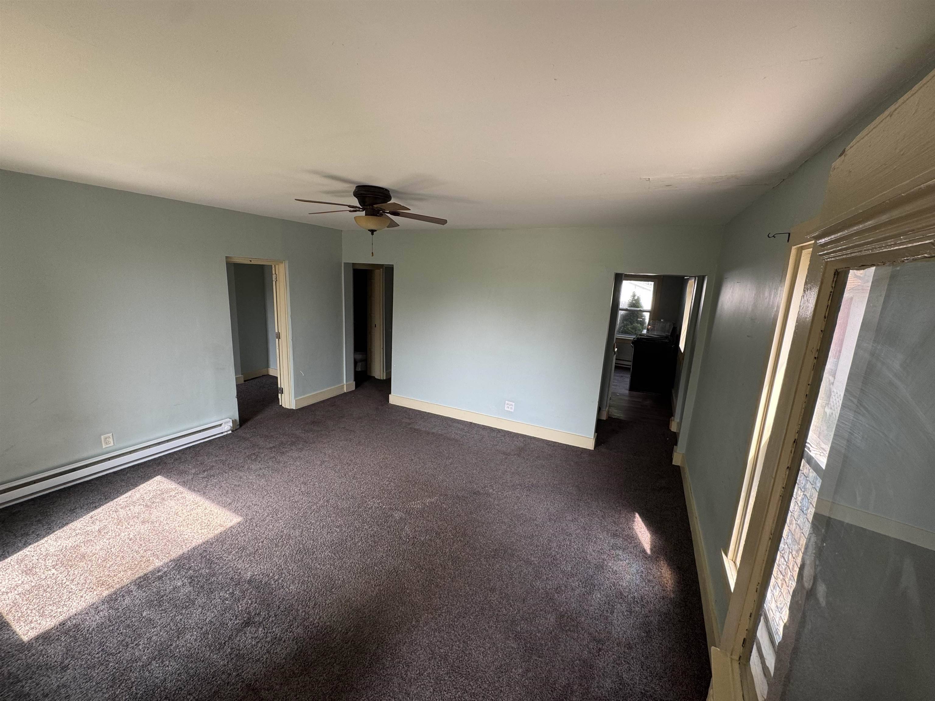 Oshkosh, WI 54901,650 BROAD ST