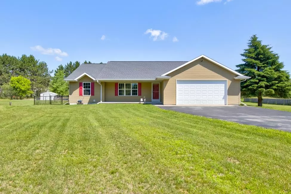 Marinette, WI 54143,N2541 DEER PATH DR