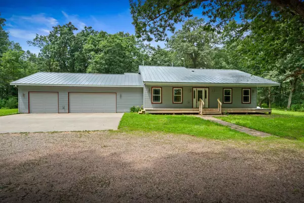 W12525 BROWN DEER CT, Hancock, WI 54943-8927