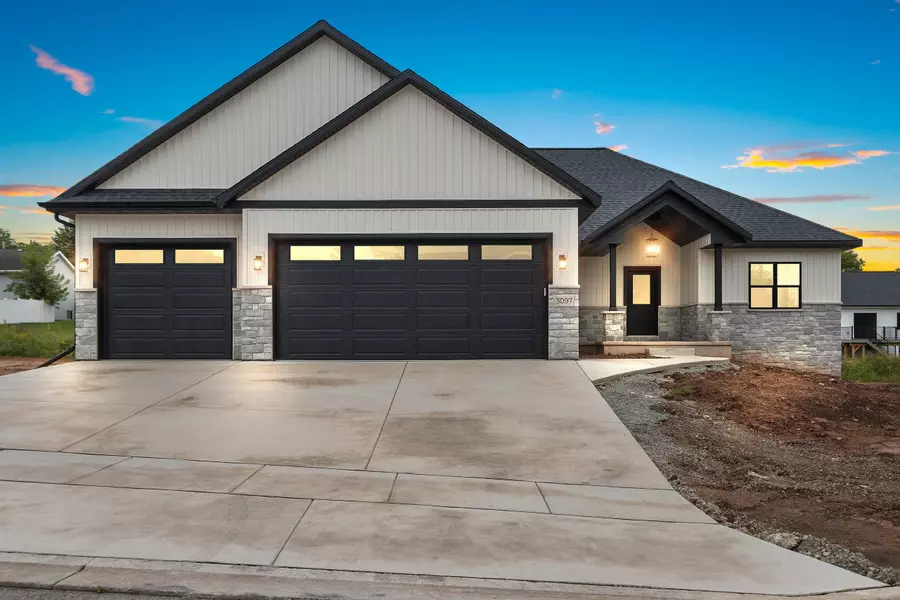 3097 S SANDSTONE CT, Green Bay, WI 54313-0000