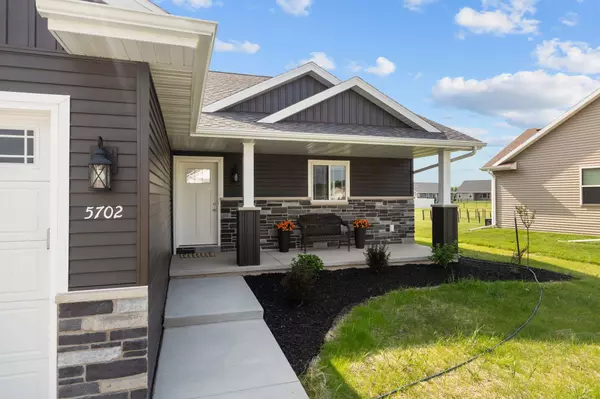 Appleton, WI 54913,5702 N YOSEMITE LN