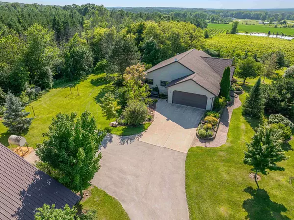 Casco, WI 54205-9620,N8465 FRISQUE RD