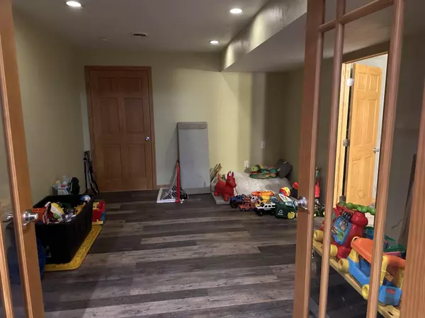 Neenah, WI 54956,2330 LADYBIRD DR