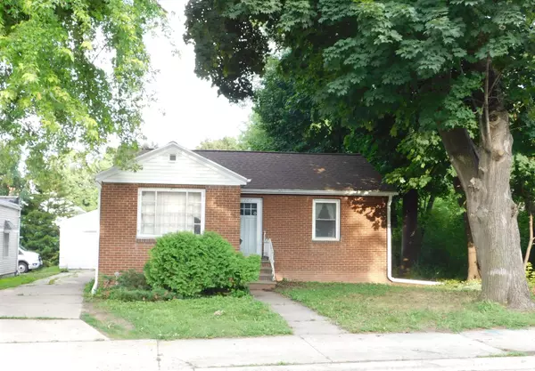 107 S ONEIDA ST, Green Bay, WI 54303-1920