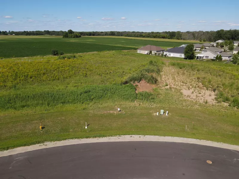 ROSE MEADOW LN #16, Grand Chute, WI 54913